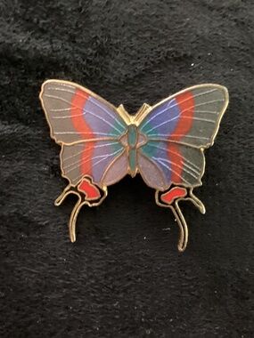Cloisonne a butterfly brooch gray red blue green gold WM Spear company